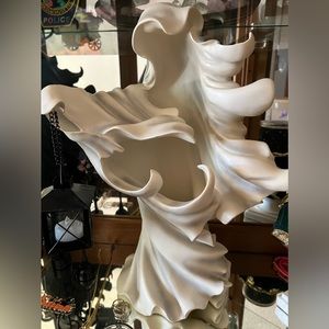 BNIB Cracker Barrel ghost